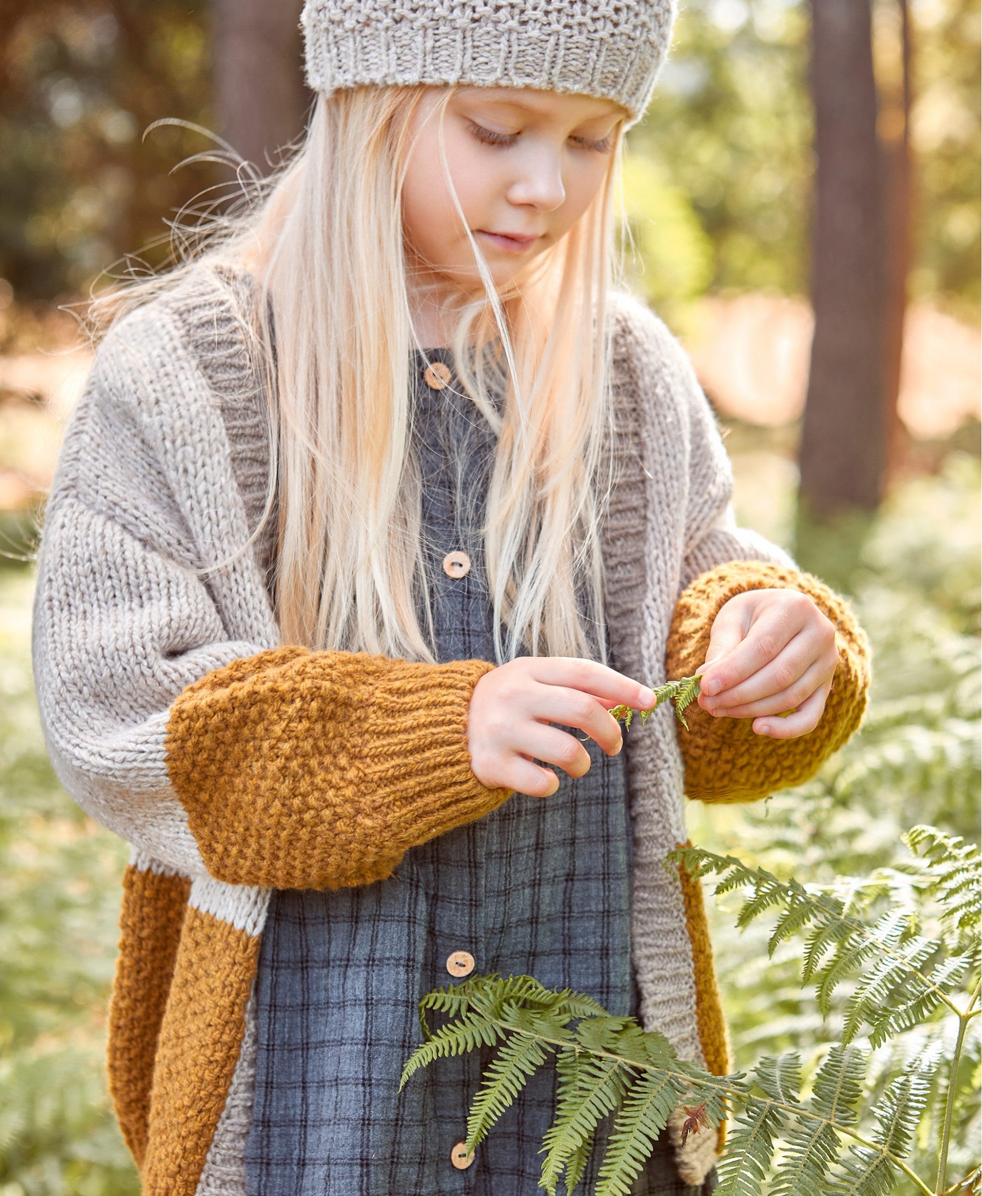 オランダ発送】Knitted jacket kid キッズニットカーディガン // 送料 