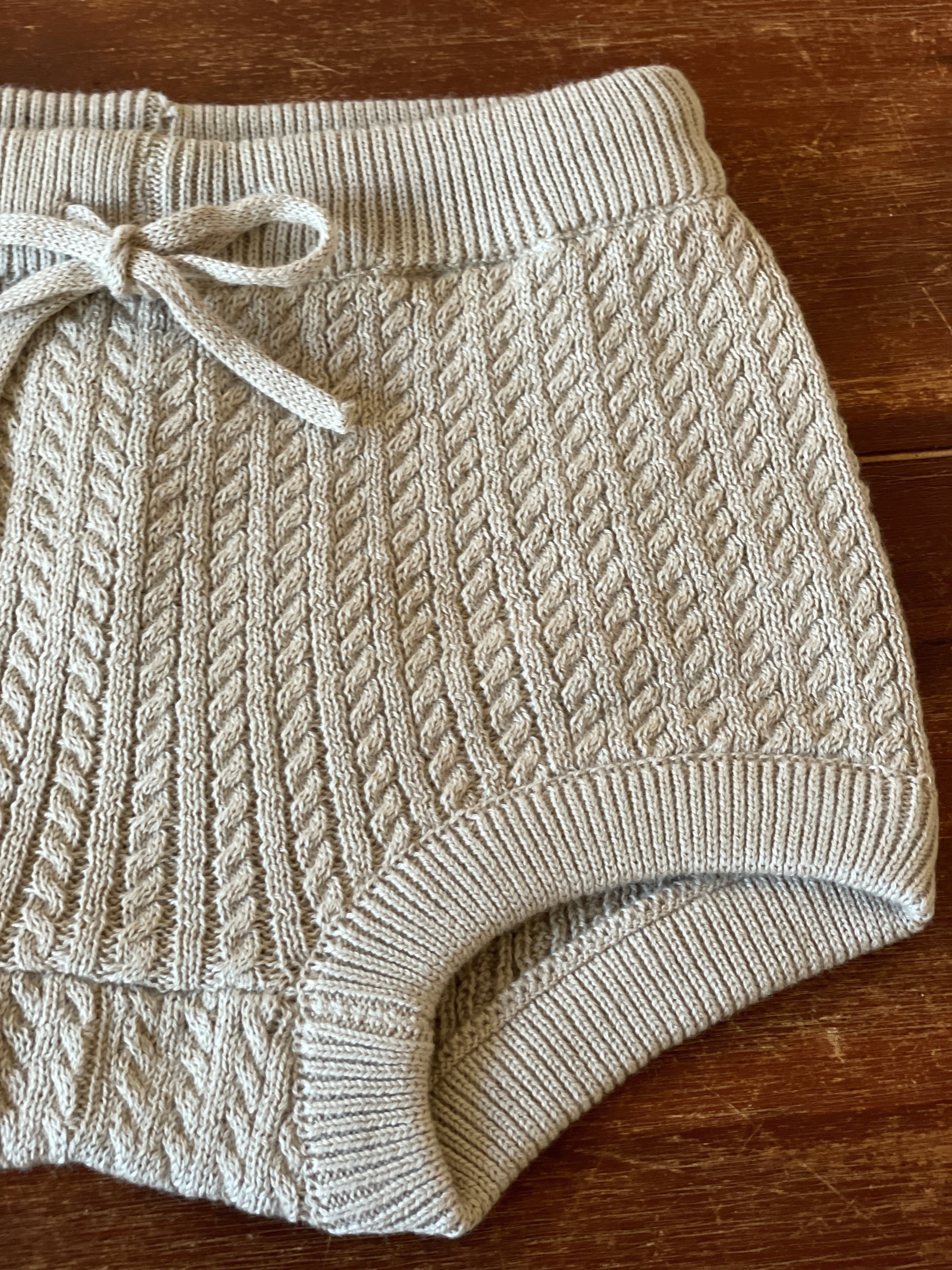 Knit cable bloomers - Feather